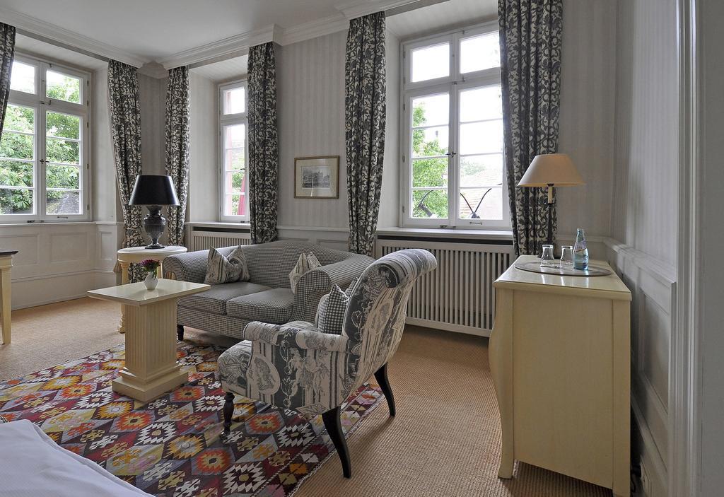 Herrenhaus Von Loew Bad Nauheim Esterno foto