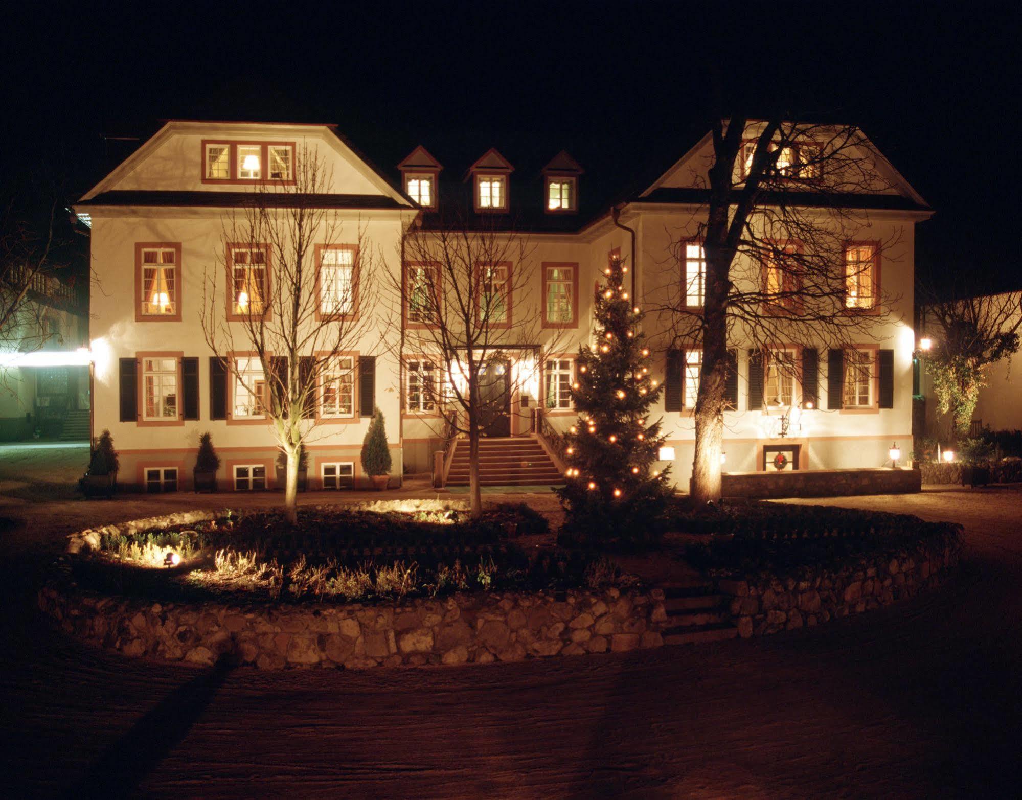 Herrenhaus Von Loew Bad Nauheim Esterno foto